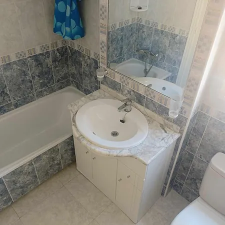 Apartment Avec Piscine A *